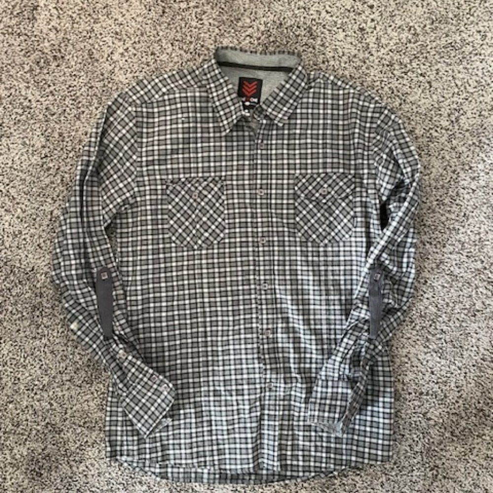 One 90 One Men's Shirt Size Large